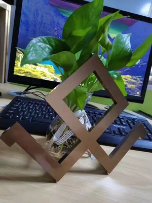 Werktafel voor laserspoelmachine met een enkelkanaal
