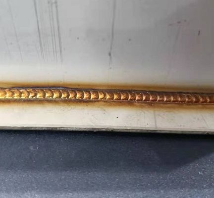 RAYCUS Handheld Fiber Laser Welding Machine voor roestvrijstalen aluminium plaat buizen