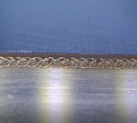 E500 500W CNC-vezellasersweismachine voor snelle en geruisloze advertentiebordlassen