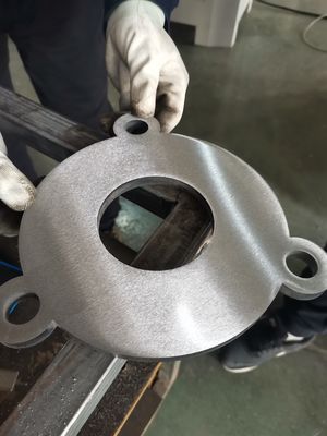 Ejon YZ400 bandleveringsmachine voor lasersnijden en stempelen