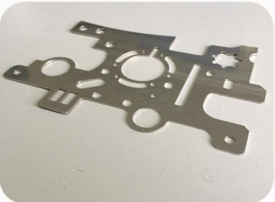 High Speed Sheet Metal Fiber Laser Cutting Machine voor het snijden van borden door Ejon
