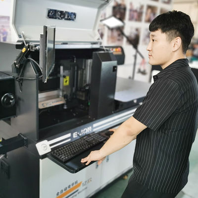 Ejon Y20L CNC-machine voor het buigen van letters met aluminiumprofiel